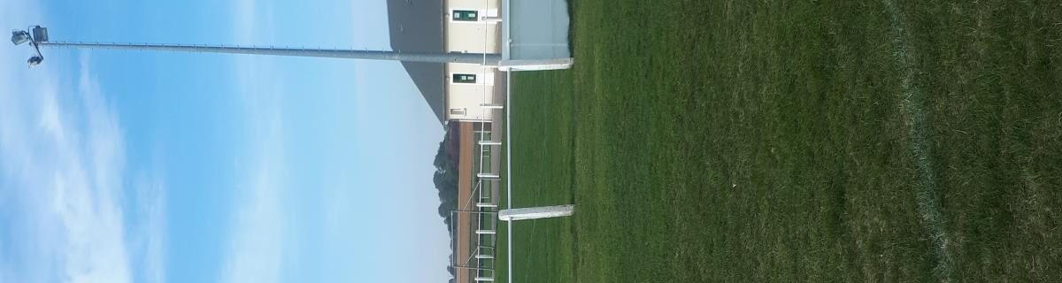 Stade, square Blaise Pascal 41310 St-Amand-Longpré