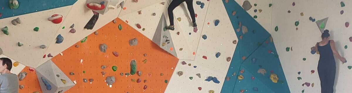 Mur d&rsquo;escalade au gymnase Edouard Vaillant